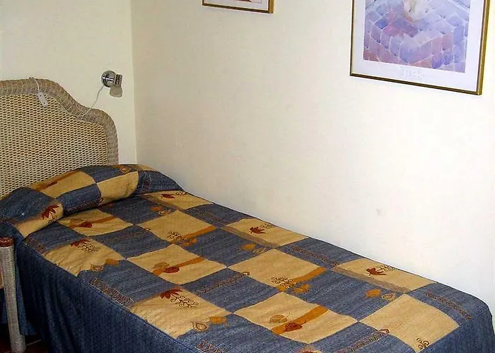 Alsol Nogal- Adults Only *